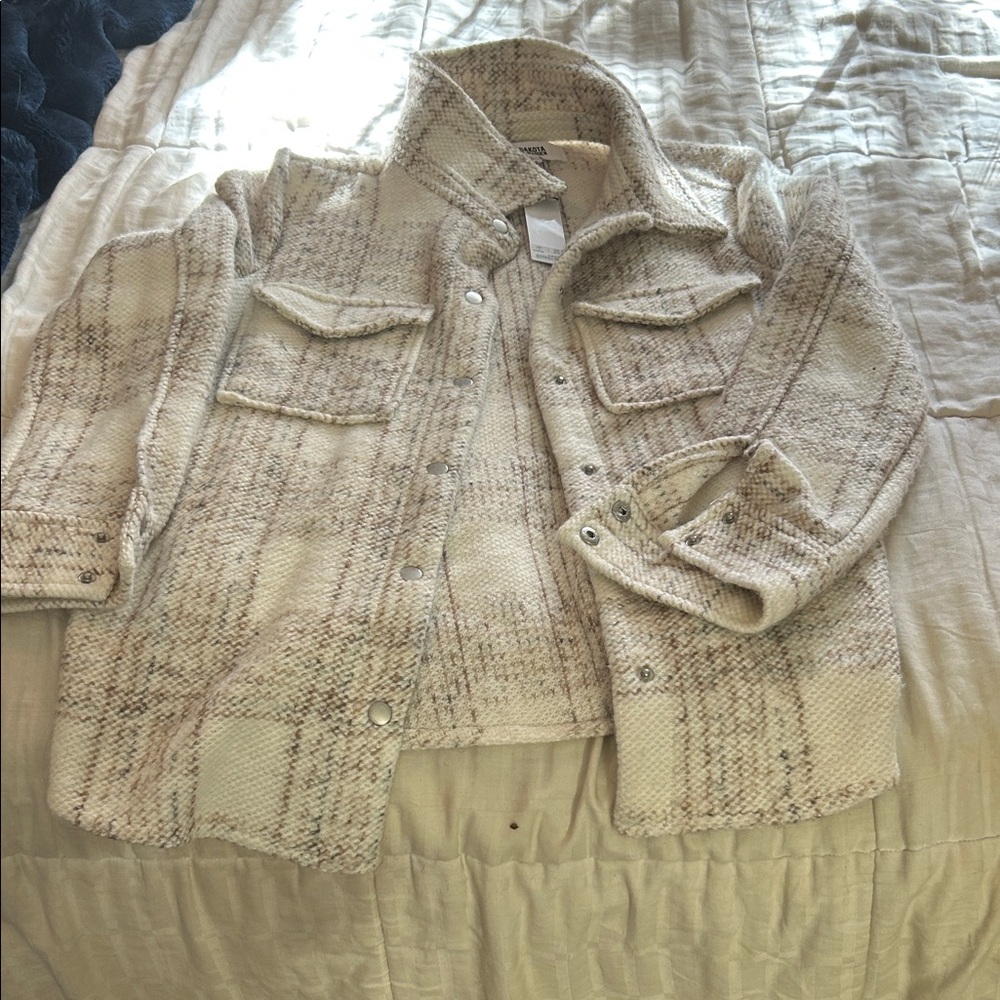 NWT‎ BB Dakota Cream Knit blazer